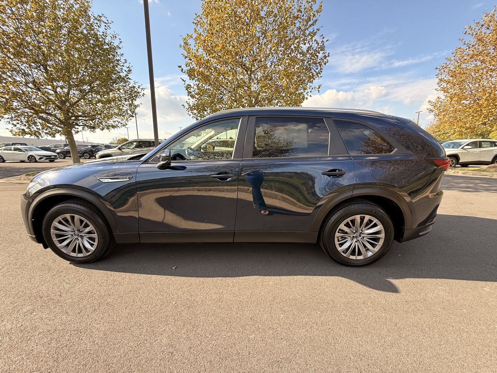 Used 2025 MAZDA CX-90 3.3 Turbo w/ Select Package AWD/4WD image 4