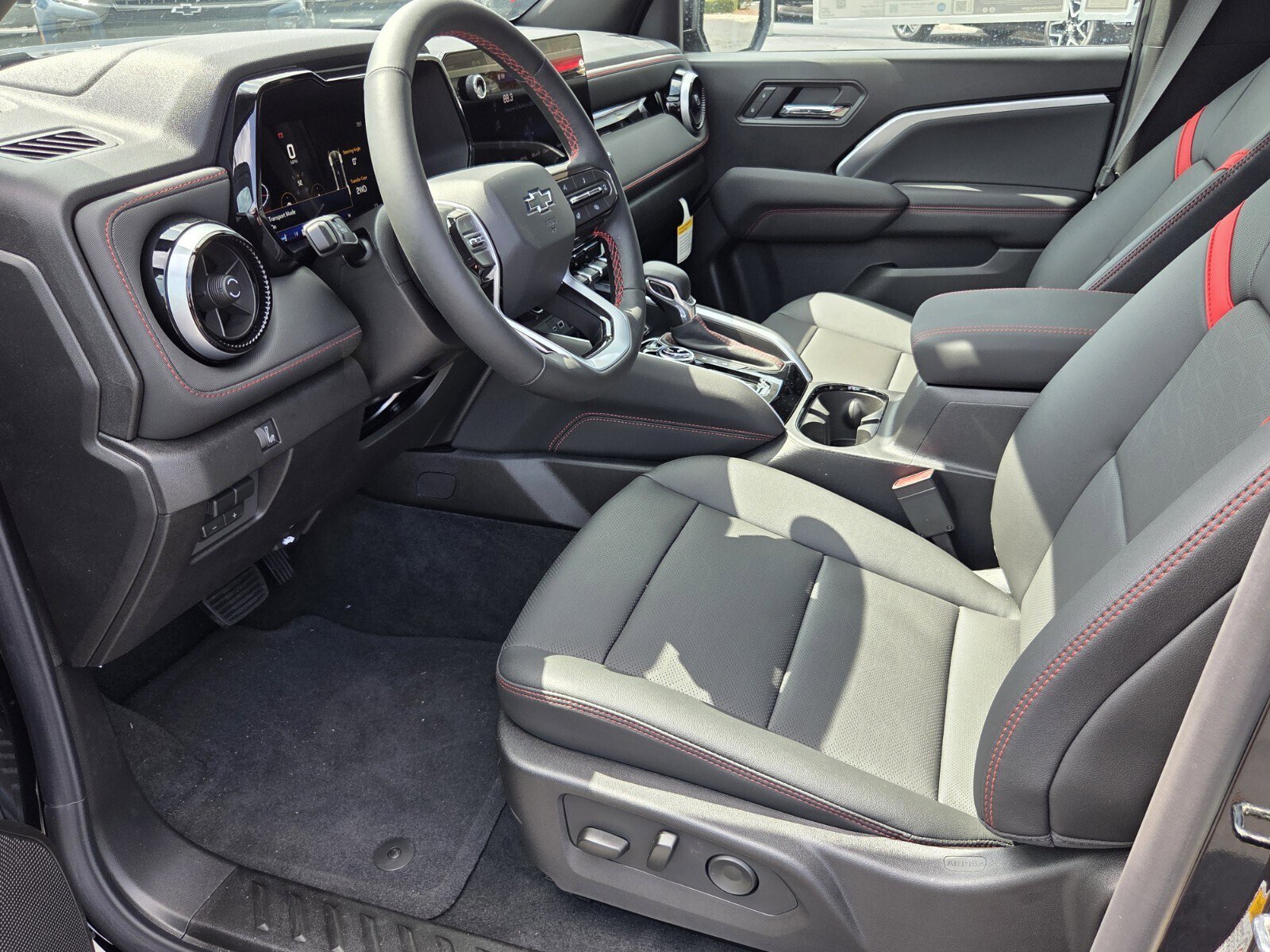 New 2026 Chevrolet Colorado Z71 w/ Technology Package image 5