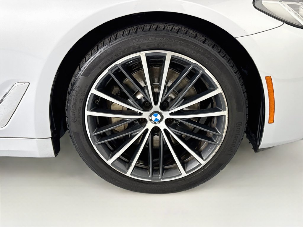 Used 2021 BMW 530i w/ Convenience Package RWD image 32
