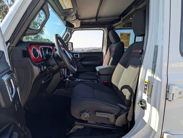 Used 2023 Jeep Wrangler Unlimited Rubicon AWD/4WD image 11