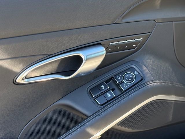 New 2025 Porsche 718 Cayman image 14