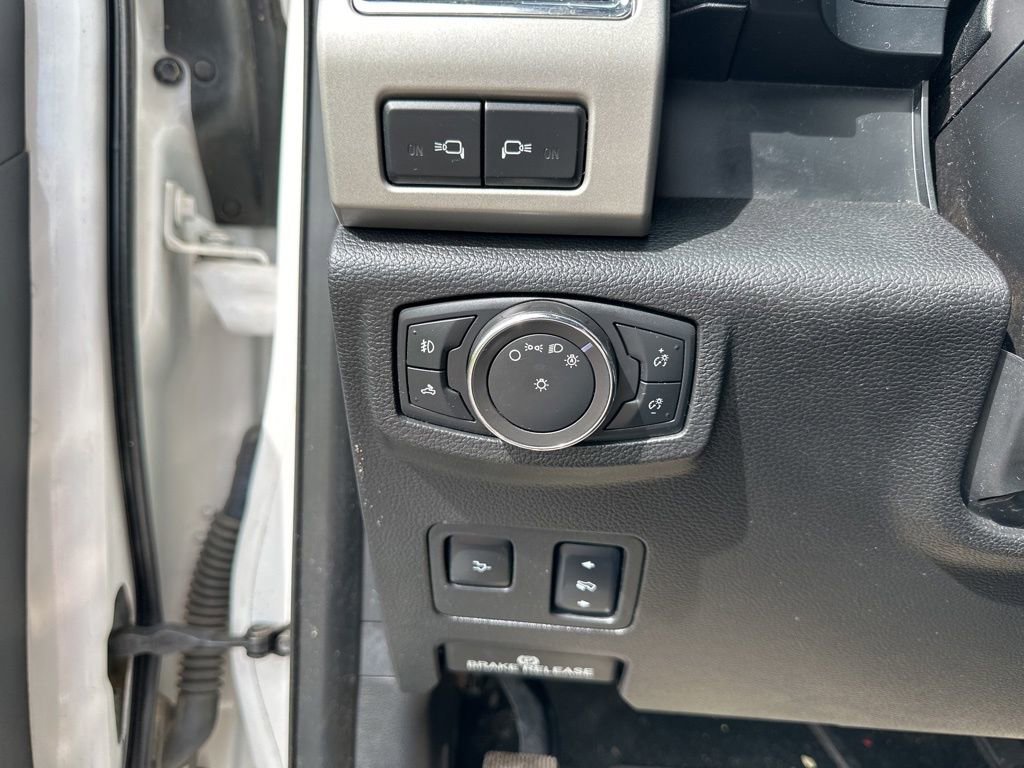 Used 2017 Ford F250 Lariat w/ Lariat Ultimate Package image 19