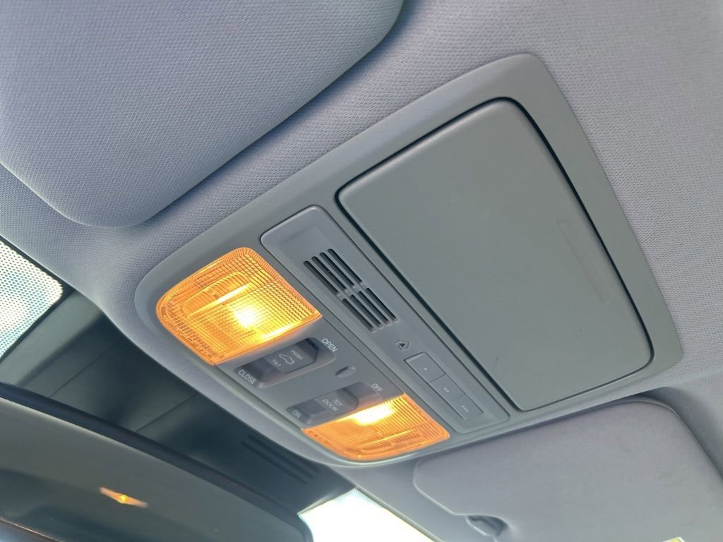 Used 2021 Honda CR-V Touring image 45