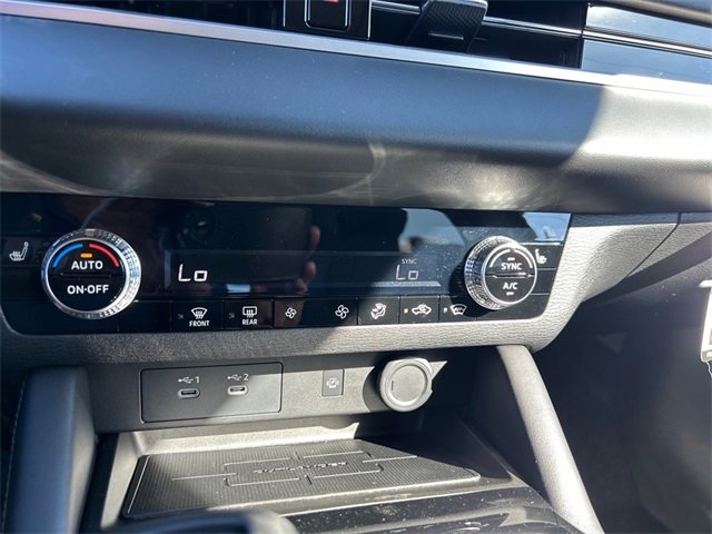 New 2025 Mitsubishi Outlander AWD image 12