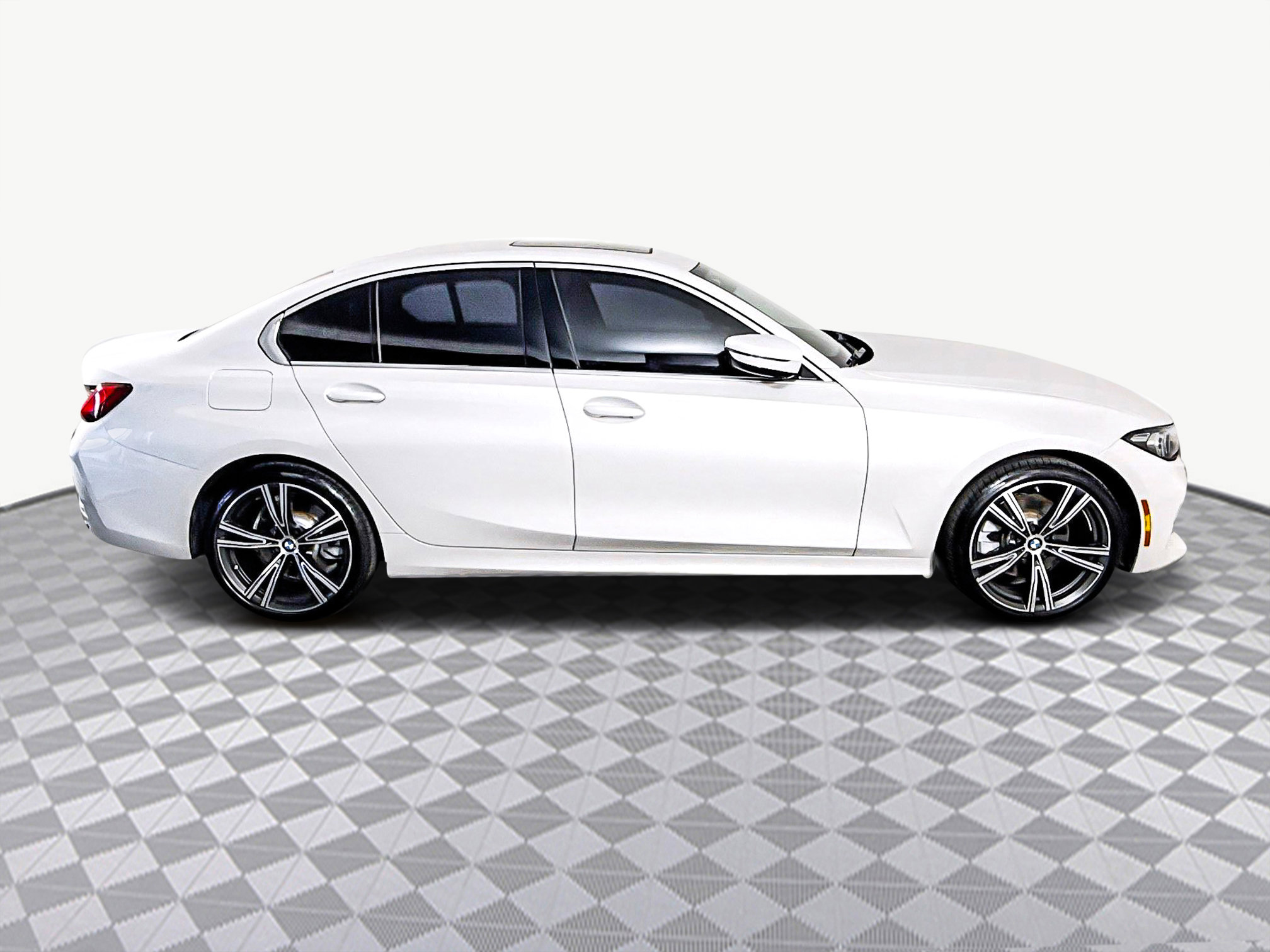 Used 2024 BMW 330i Sedan w/ Convenience Package image 11