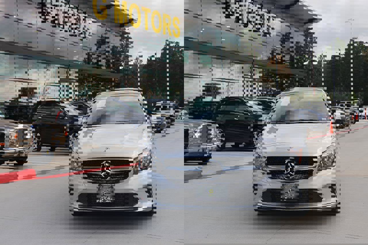 Used 2018 Mercedes-Benz CLA 250 4MATIC image 32