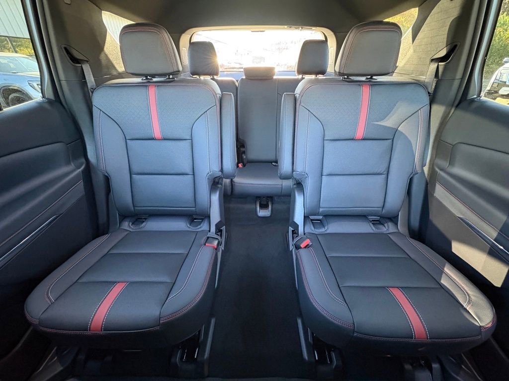 New 2026 Chevrolet Traverse RS image 39