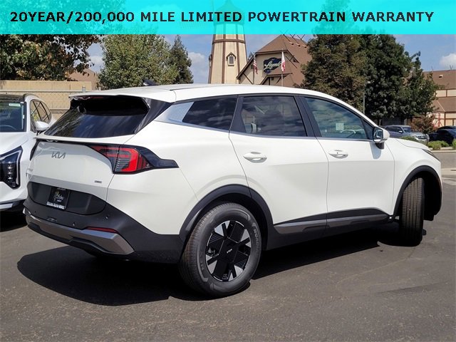 New 2026 Kia Sportage LX image 4