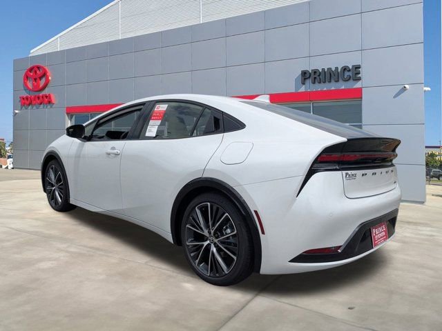 New 2025 Toyota Prius XLE image 11