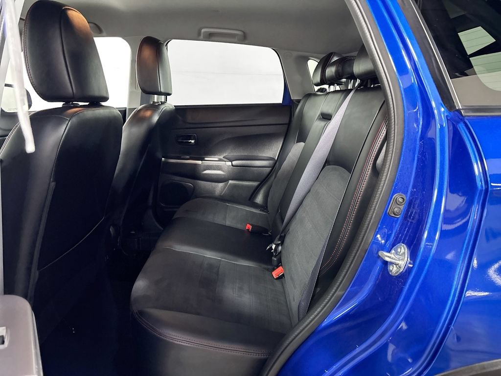 Used 2025 Mitsubishi Outlander Sport ES AWD/4WD image 19