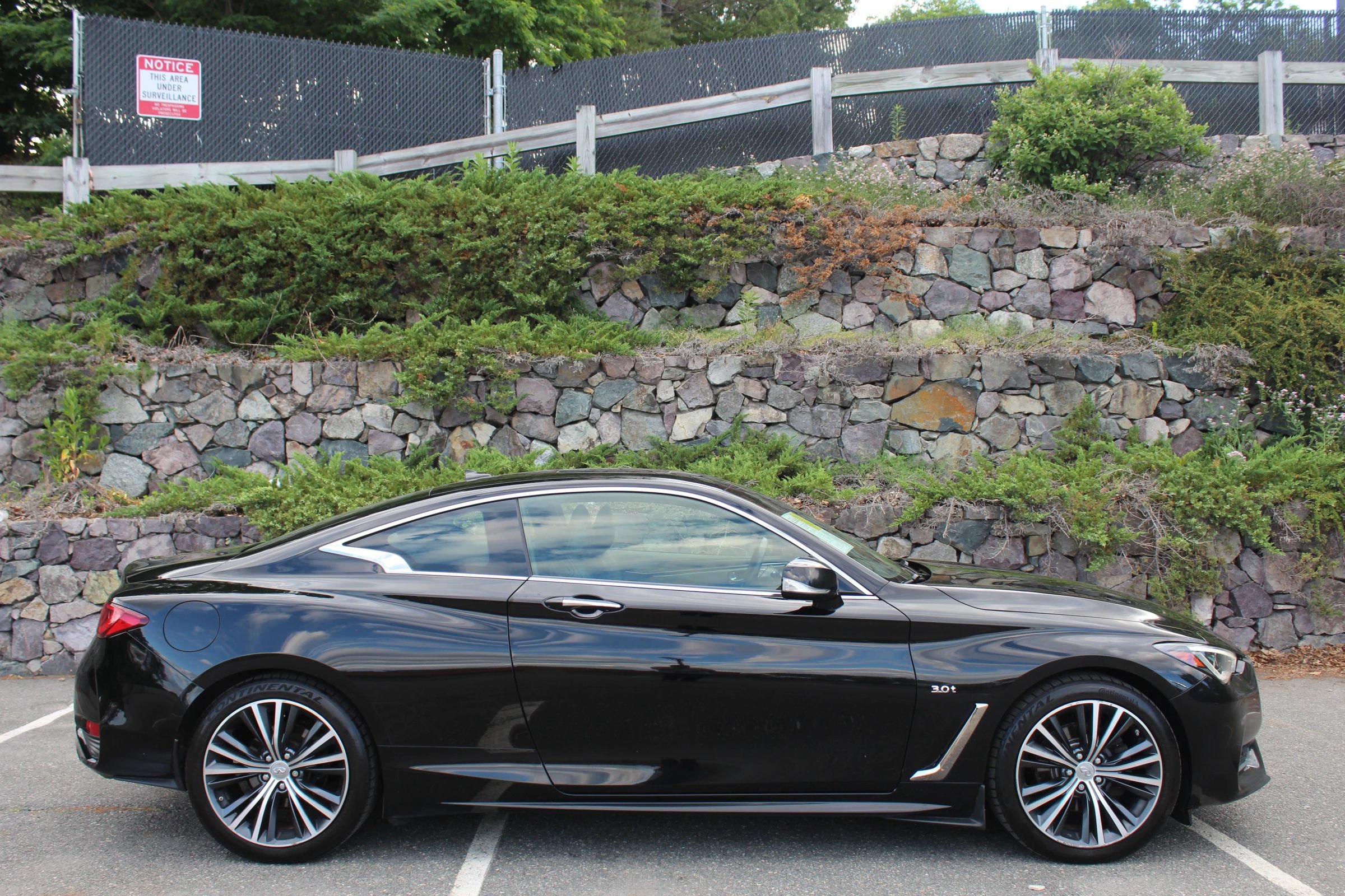 Used 2019 INFINITI Q60 3.0t Luxe w/ Essential Package AWD/4WD image 5