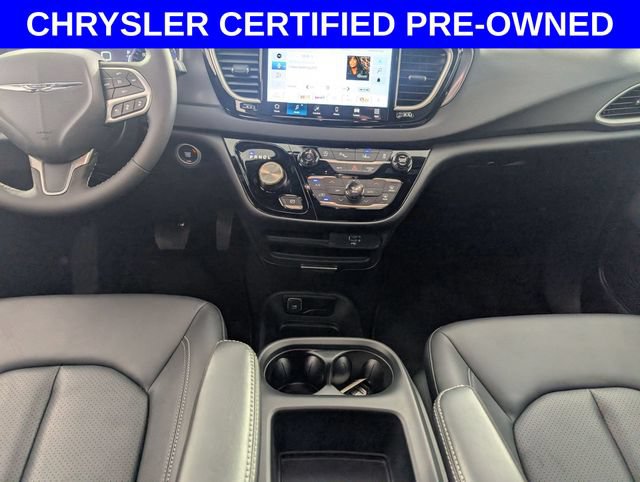 Certified 2026 Chrysler Pacifica Select FWD image 24