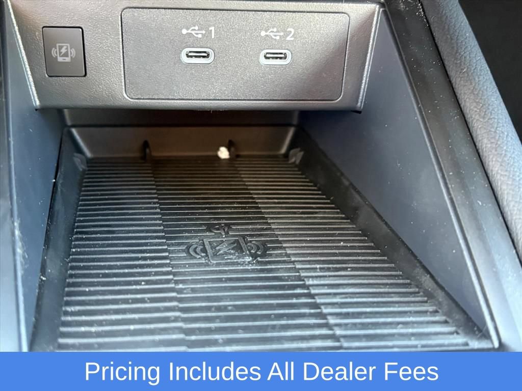 Used 2026 Nissan Kicks SR w/ Cold Weather Package AWD/4WD image 16