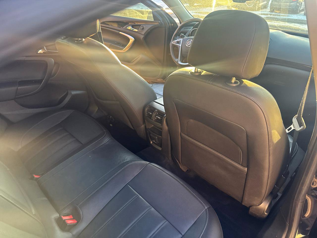 Used 2011 Buick Regal CXL w/ RL4 Preferred Equipment Group FWD image 22