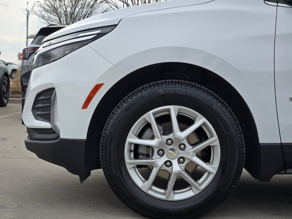 Used 2023 Chevrolet Equinox LT FWD image 14