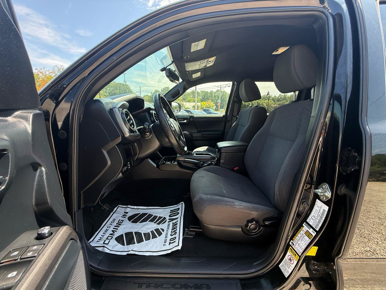 Used 2016 Toyota Tacoma TRD Off-Road w/ Towing Package RWD image 16