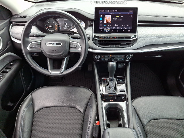 Certified 2022 Jeep Compass Latitude w/ Convenience Group AWD/4WD image 15