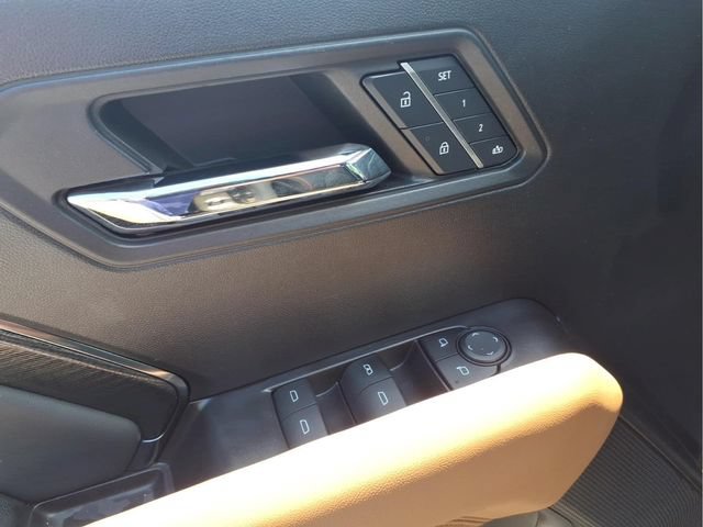 Used 2024 GMC Canyon AT4 w/ AT4 Premium Package AWD/4WD image 13
