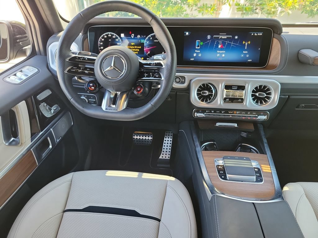 Used 2025 Mercedes-Benz G 63 AMG 4MATIC image 17