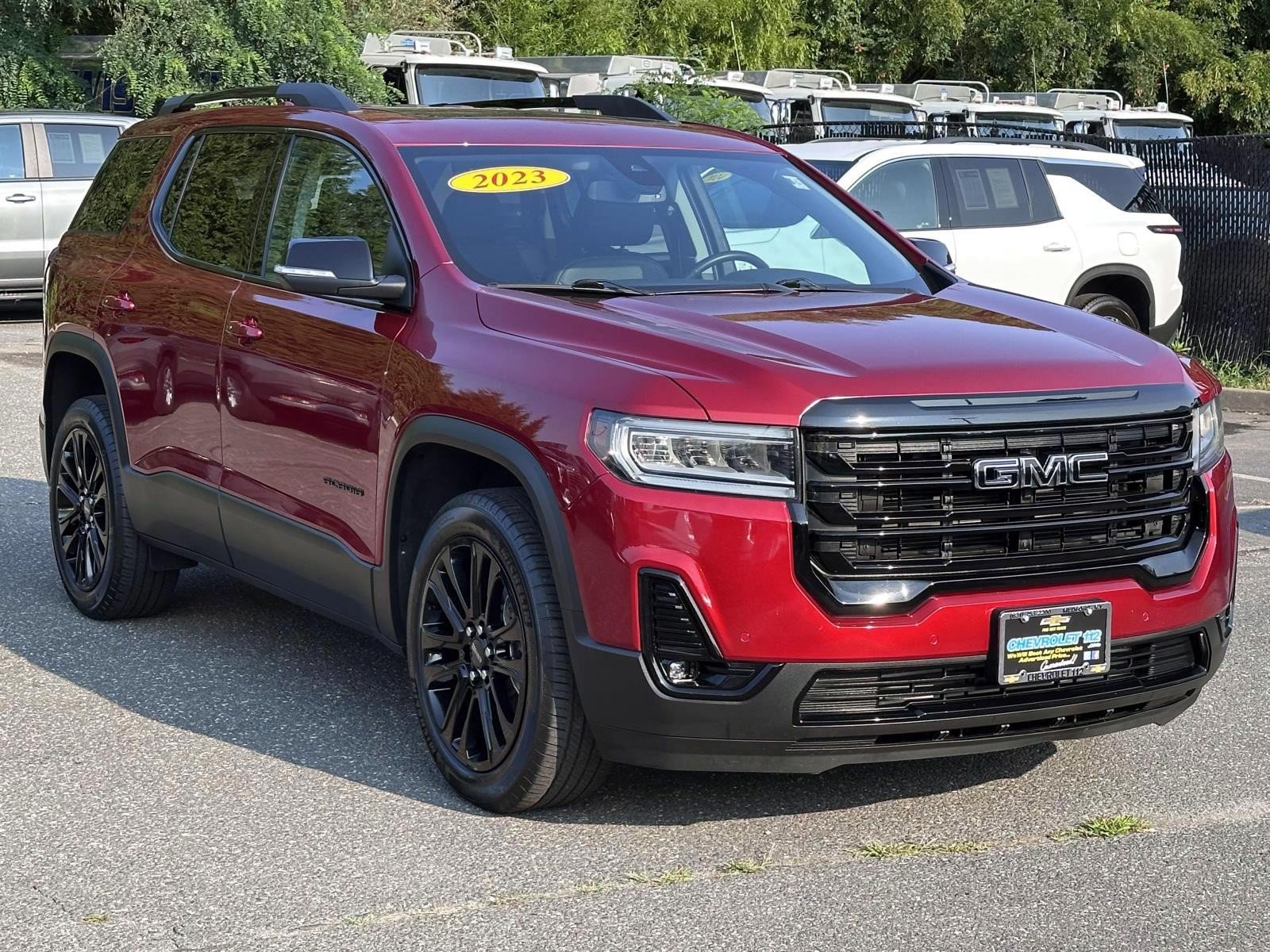 Used 2023 GMC Acadia SLT w/ Elevation Edition AWD/4WD image 5