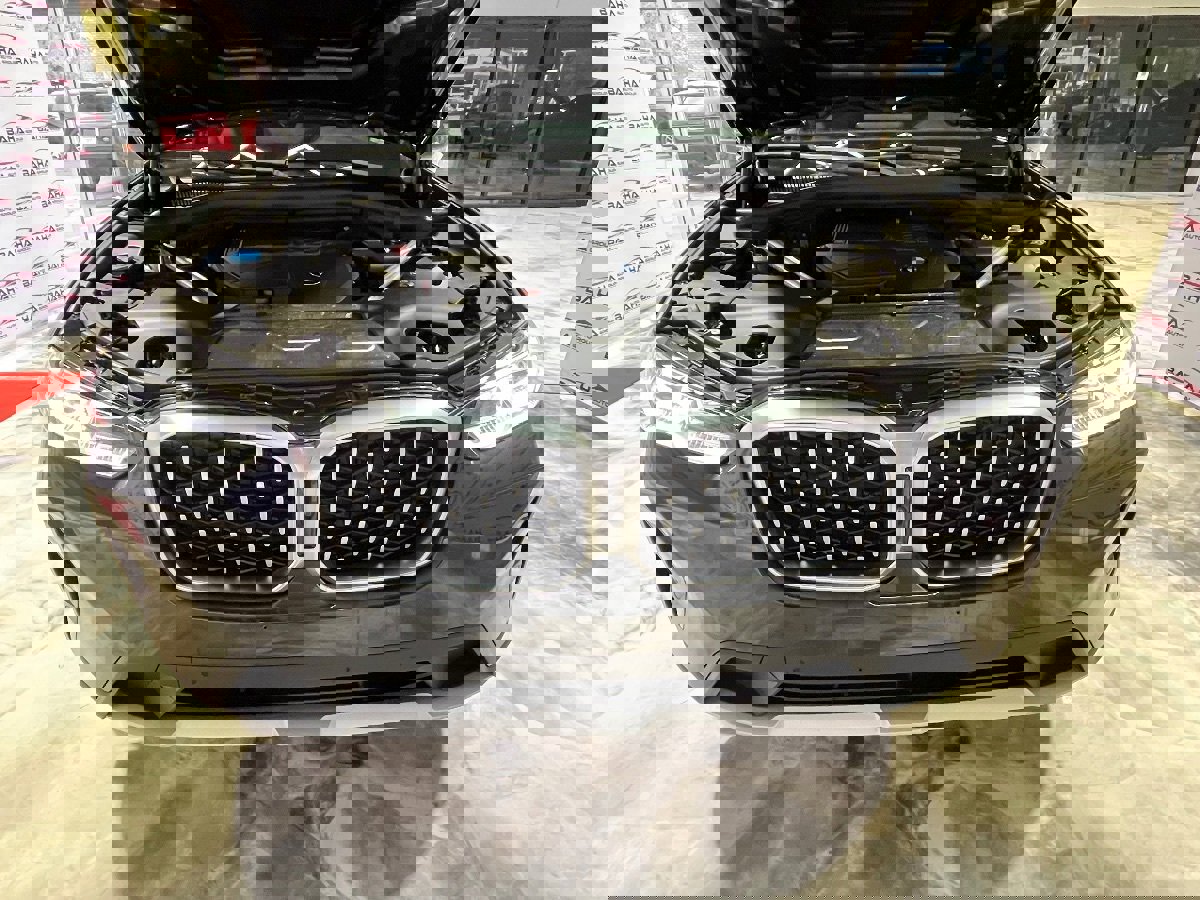 Used 2023 BMW X4 xDrive30i w/ Parking Assistance Package image 43