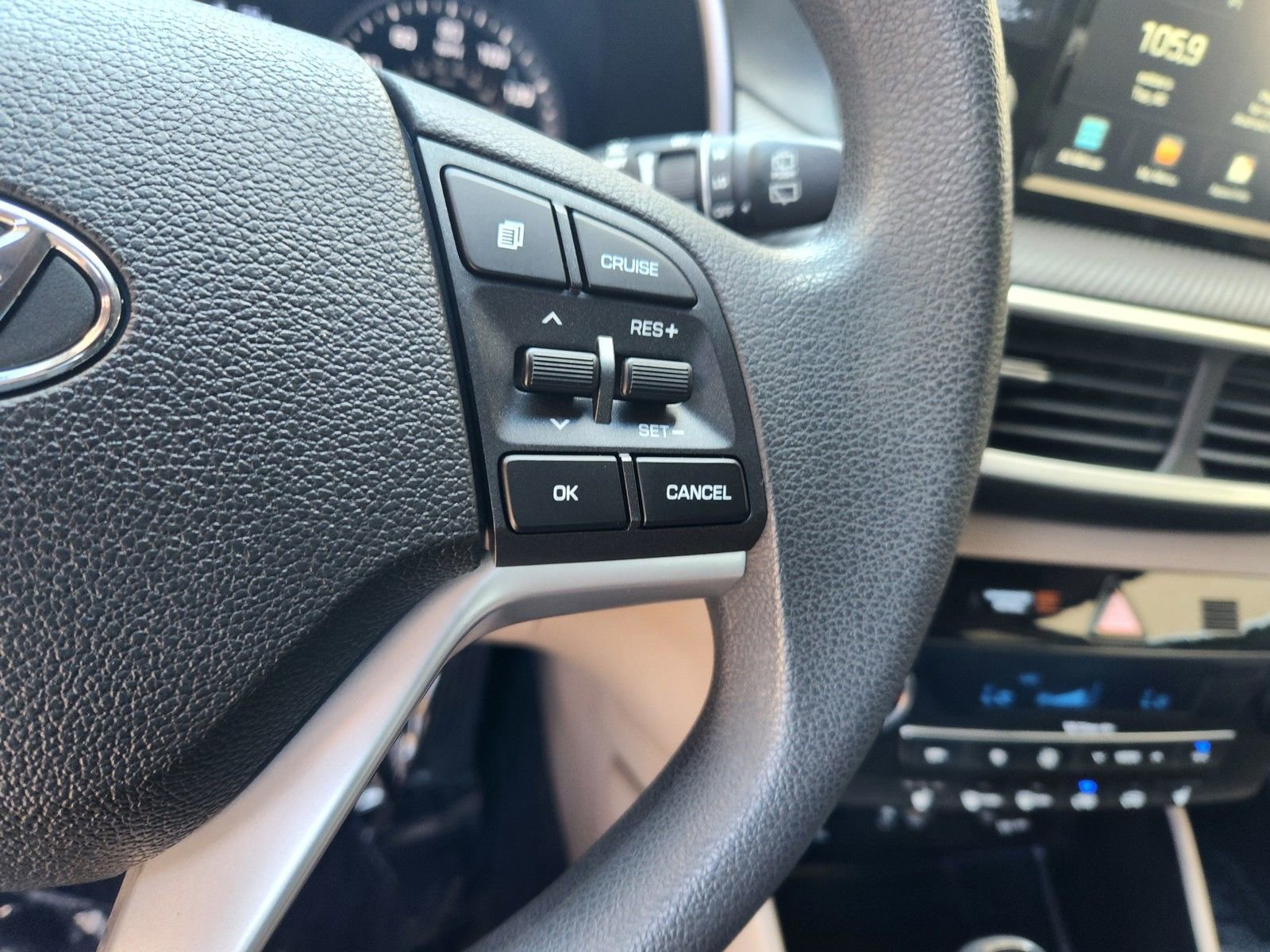 Used 2020 Hyundai Tucson SEL FWD image 13