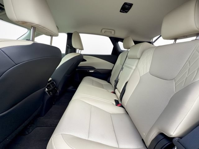 Used 2024 Lexus RX 350 FWD w/ Technology Package image 27