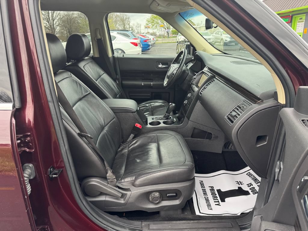 Used 2019 Ford Flex SEL w/ Equipment Group 202A AWD/4WD image 9