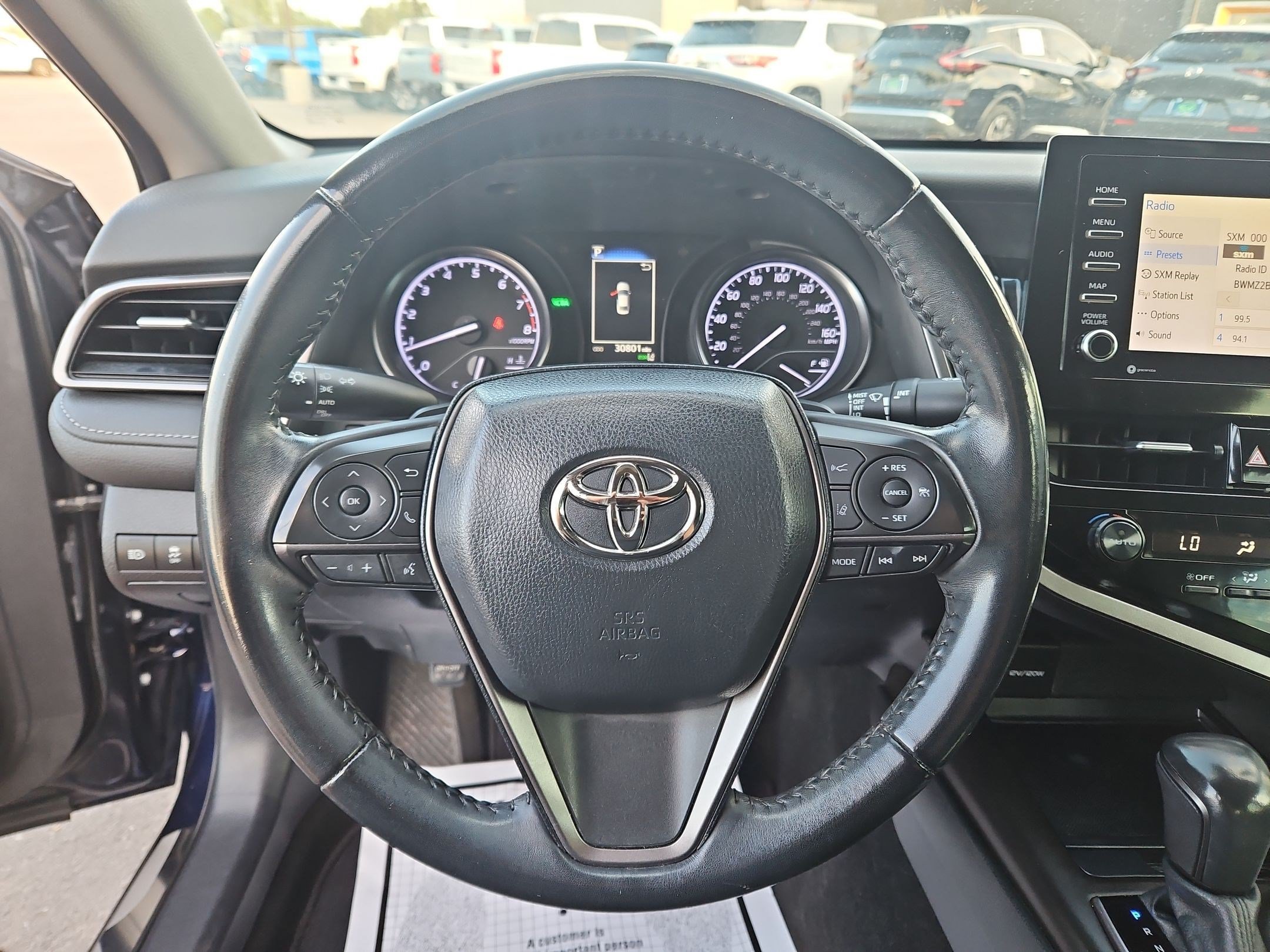 Used 2021 Toyota Camry SE w/ Convenience Package FWD image 16