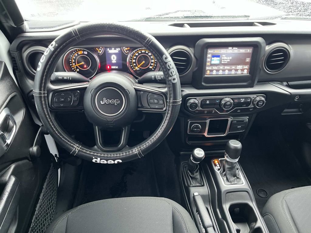 Used 2023 Jeep Wrangler Sport image 12