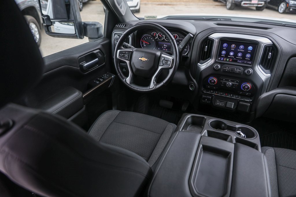Used 2021 Chevrolet Silverado 1500 LT w/ Z71 Off-Road Package image 27