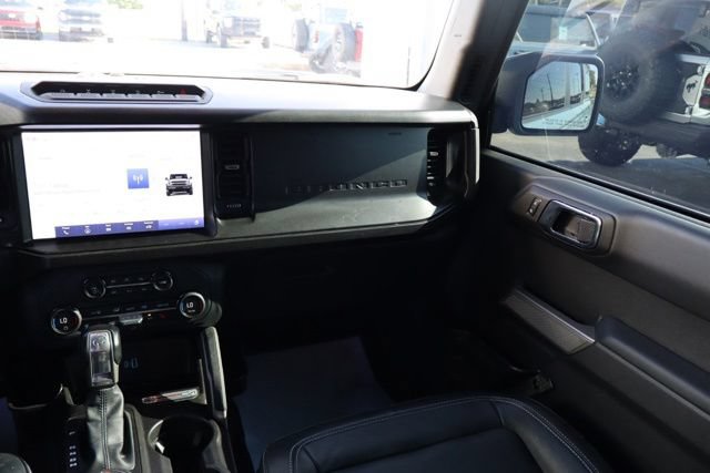 Used 2021 Ford Bronco First Edition AWD/4WD image 36