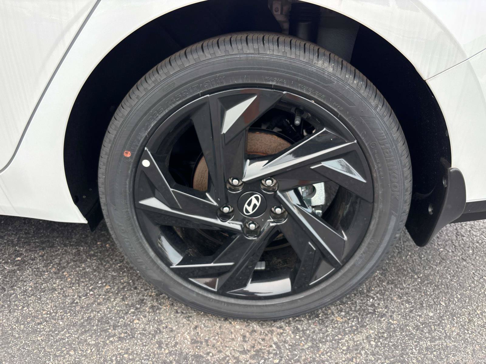 Certified 2026 Hyundai Elantra SEL FWD image 8