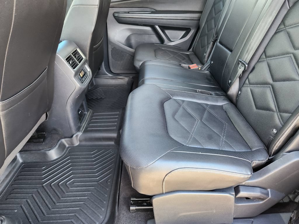 Used 2024 Volkswagen Atlas SE AWD/4WD image 24