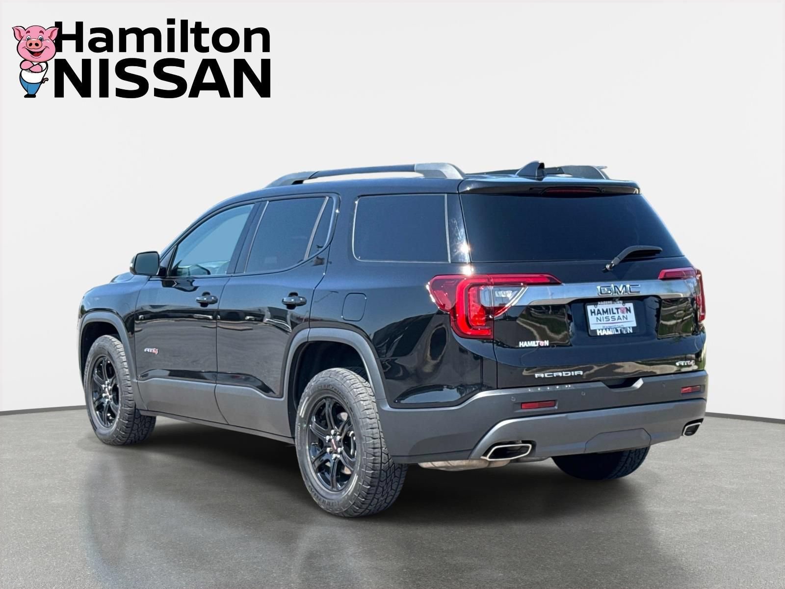 Used 2023 GMC Acadia AT4 w/ Technology Package AWD/4WD image 4