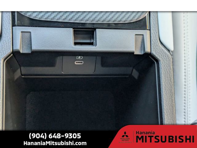 New 2025 Mitsubishi Outlander SE image 26