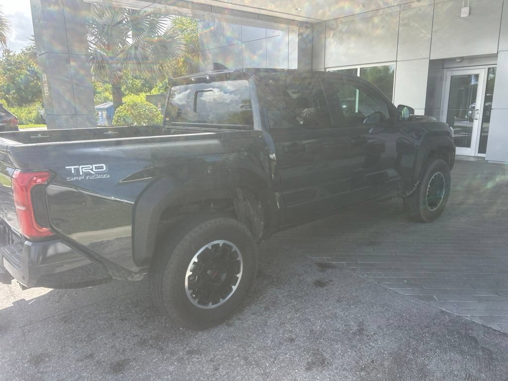 Certified 2026 Toyota Tacoma TRD Off-Road w/ TRD Off Road Premium Package AWD/4WD image 4
