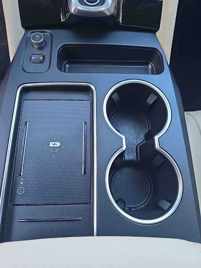 Used 2025 Acura MDX FWD image 29