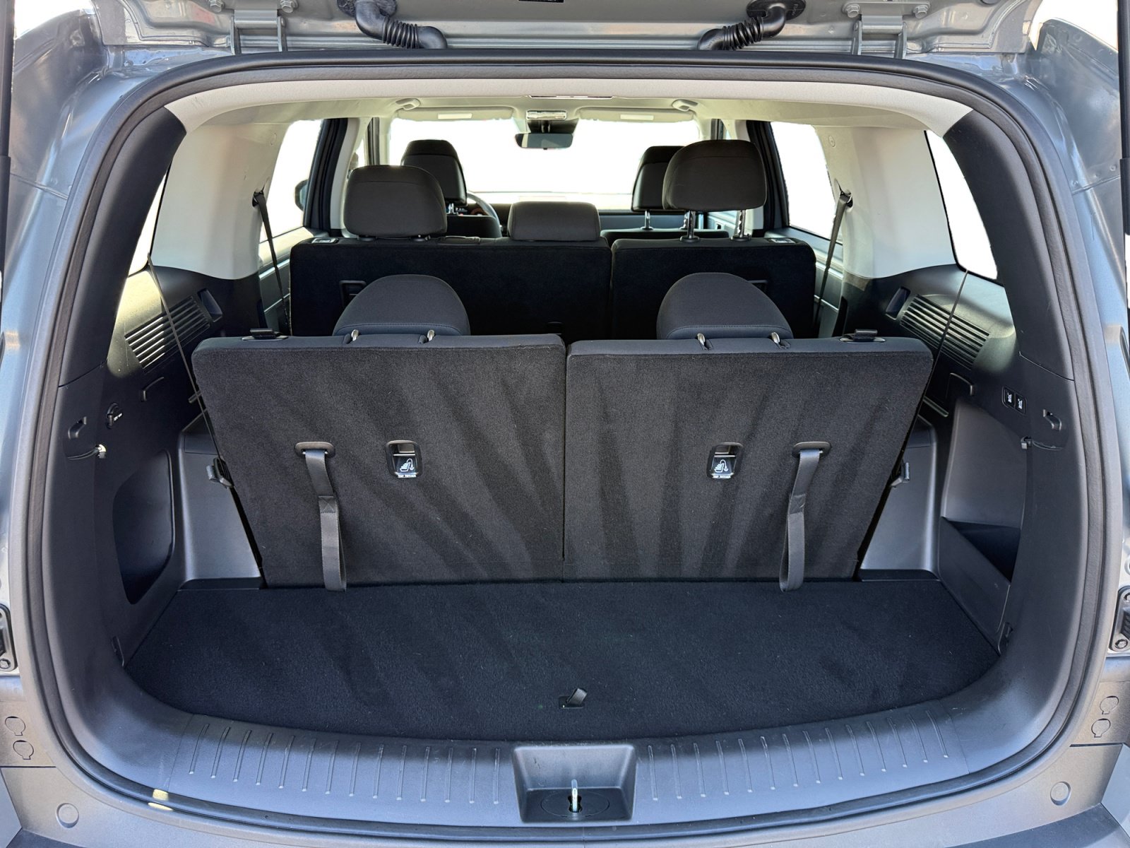 Certified 2025 Hyundai Santa Fe SE FWD image 17