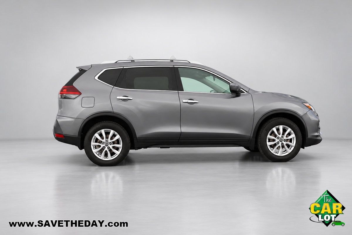 Used 2020 Nissan Rogue S w/ Special Edition Package FWD image 9