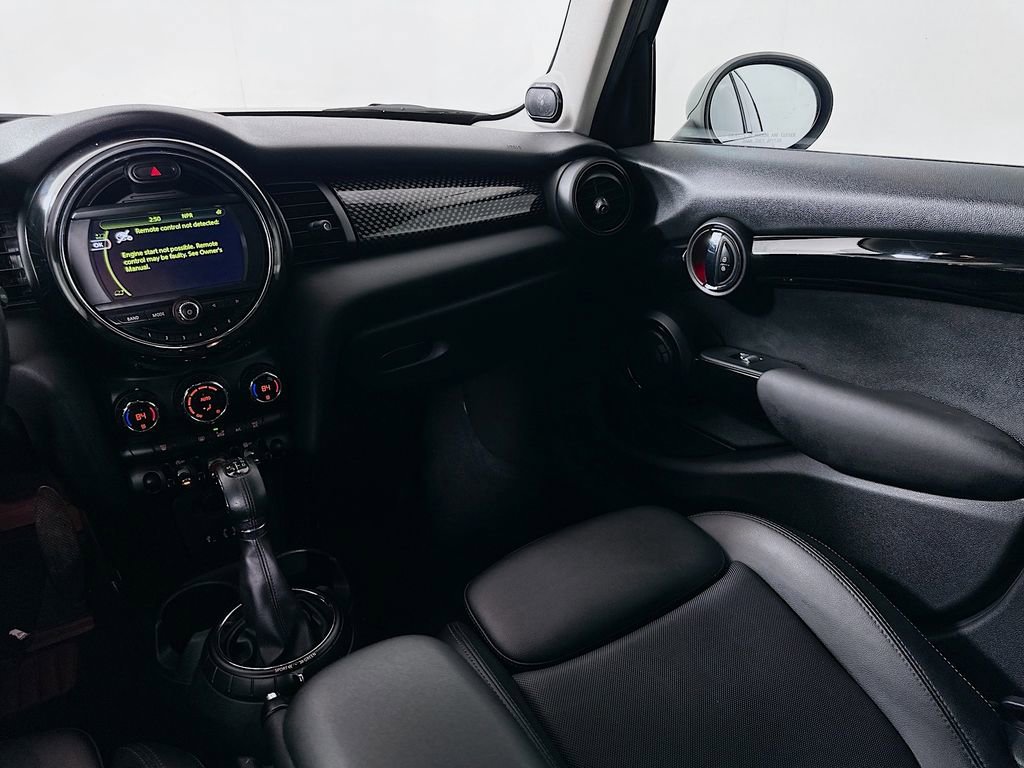 Used 2016 MINI Cooper S image 23