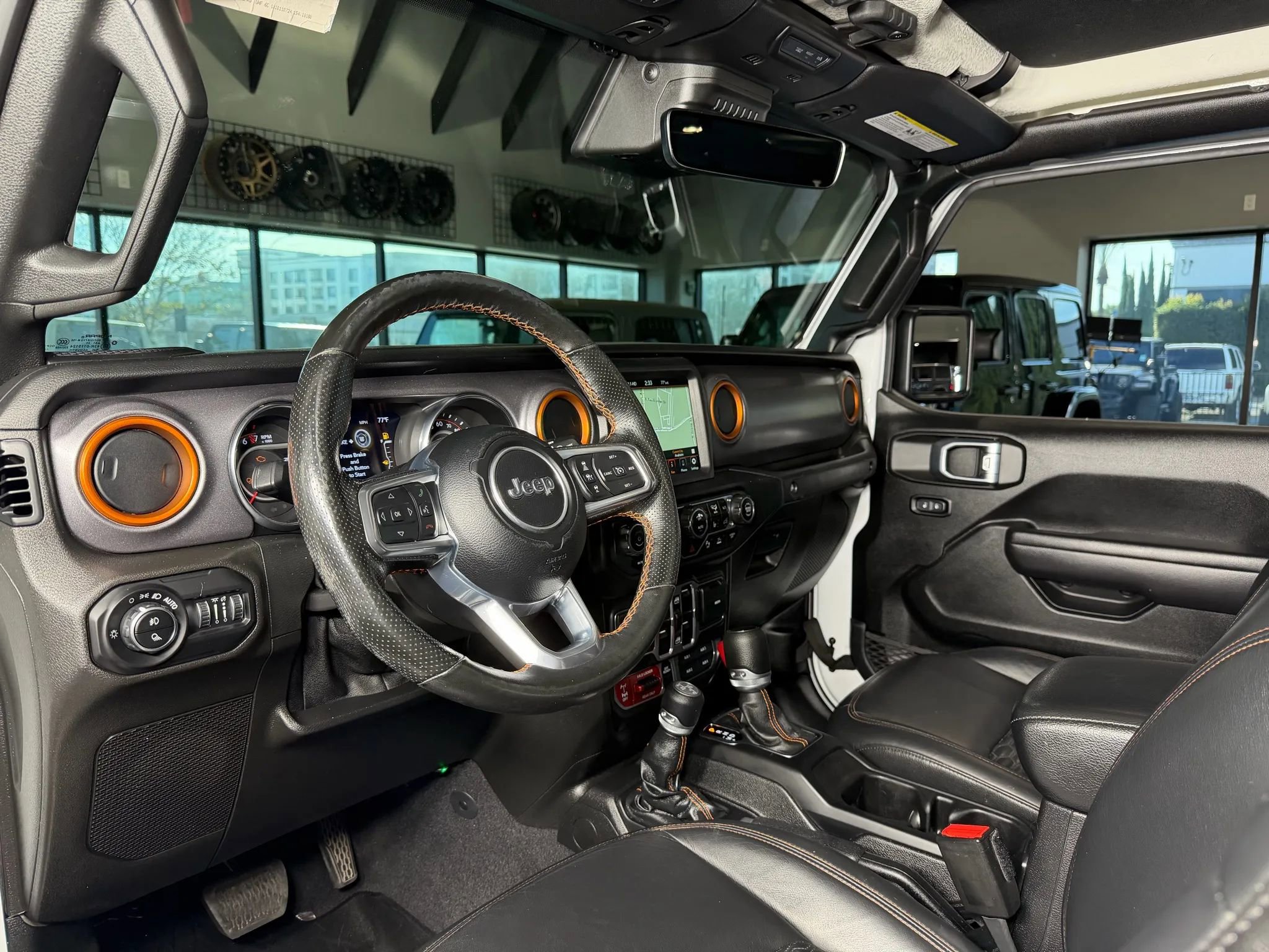 Used 2021 Jeep Gladiator Mojave AWD/4WD image 16