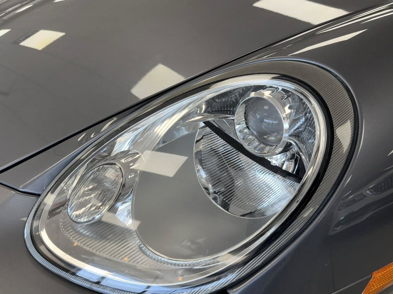 Used 2005 Porsche Boxster S RWD image 23