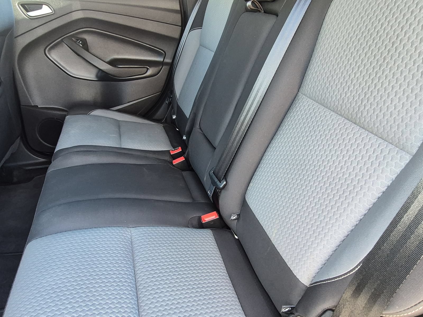 Used 2019 Ford Escape SE FWD image 20