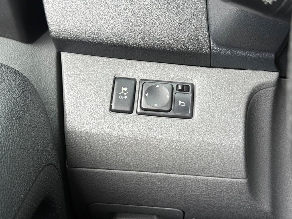 Used 2015 Nissan NV200 SV w/ Technology Package FWD image 28