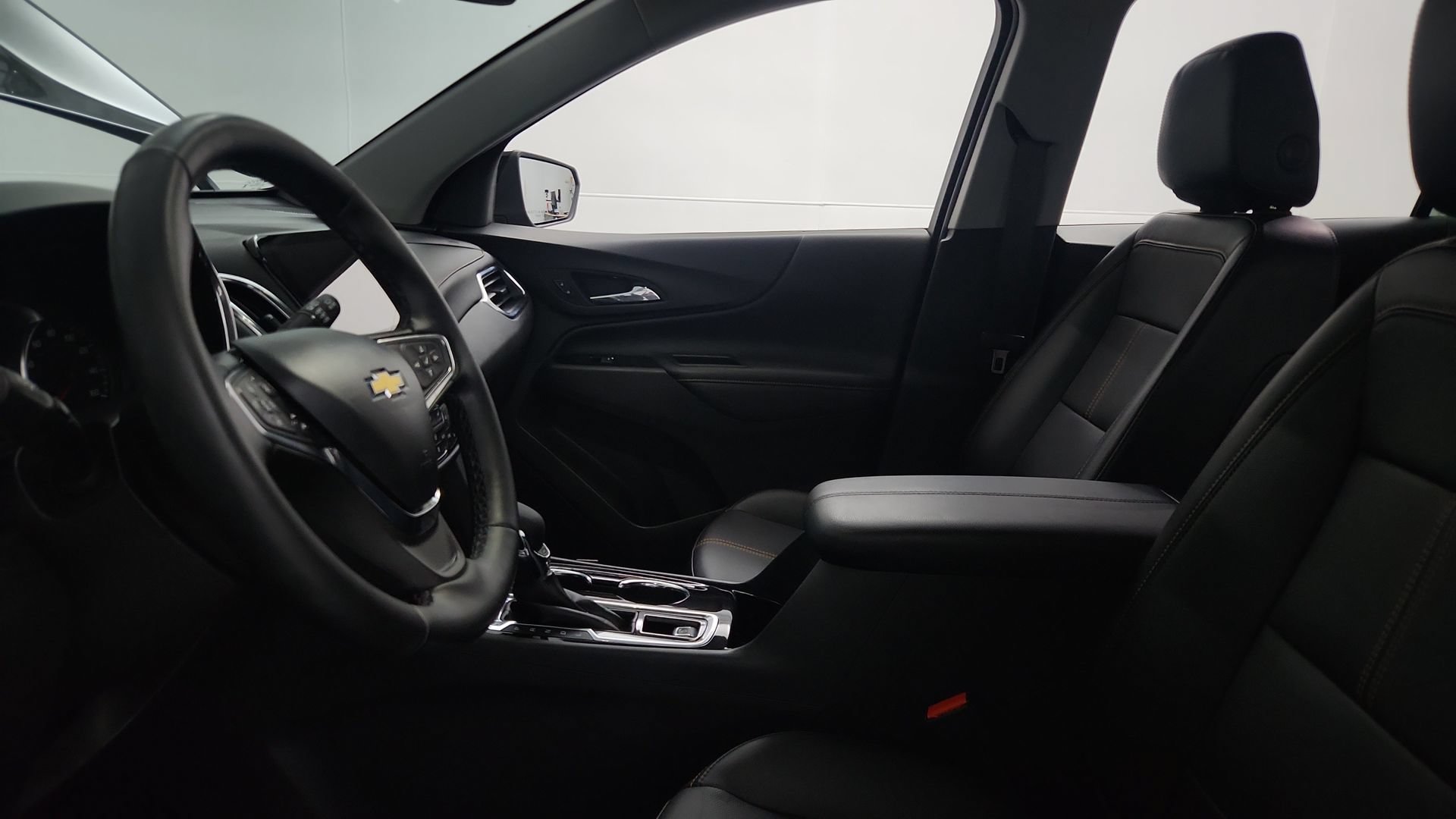 Used 2024 Chevrolet Equinox Premier AWD/4WD image 17