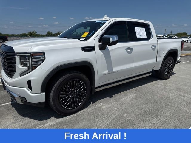 Used 2022 GMC Sierra 1500 Denali Ultimate AWD/4WD image 1