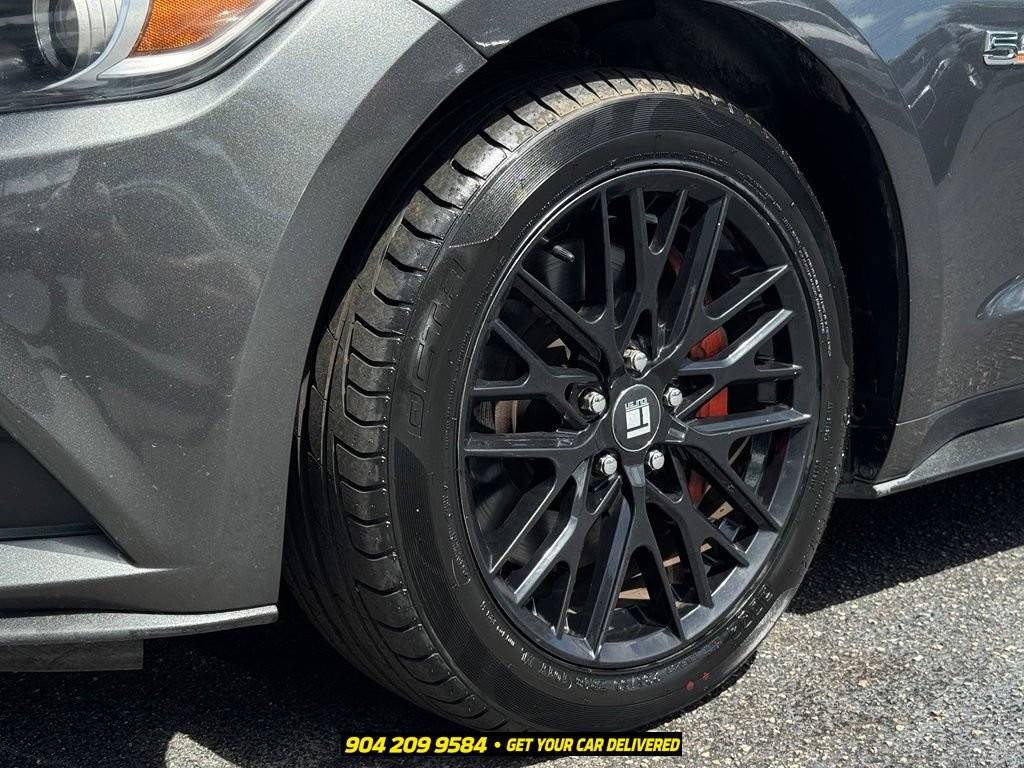Used 2017 Ford Mustang GT RWD image 13