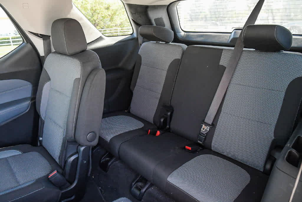 Used 2019 Chevrolet Traverse LT FWD image 19