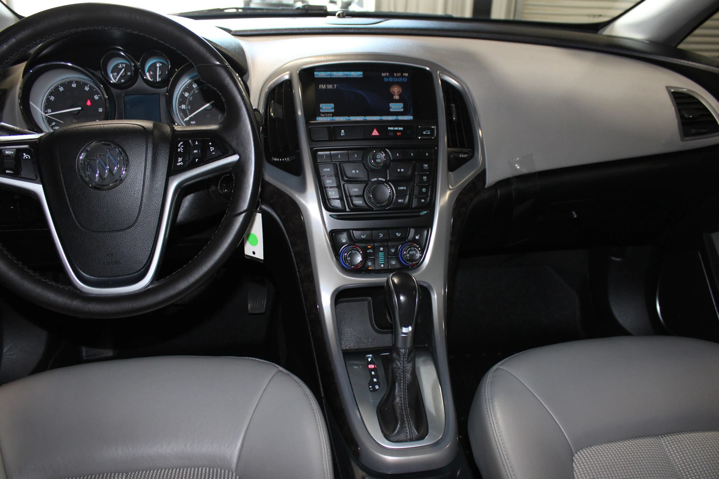 Used 2015 Buick Verano w/ Comfort Package FWD image 13
